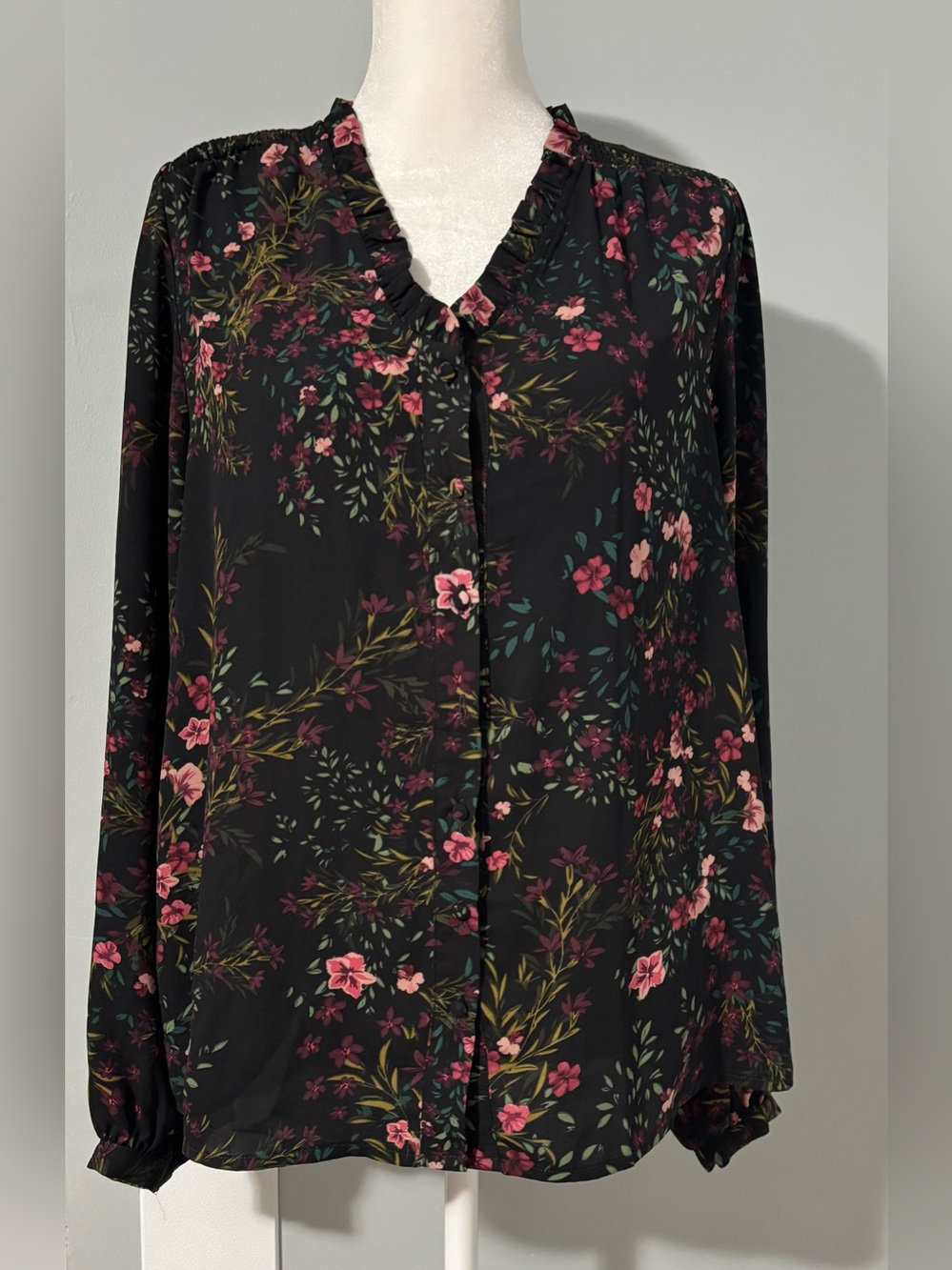 Well Worn Black Blouse with Pink Floral Print Size S